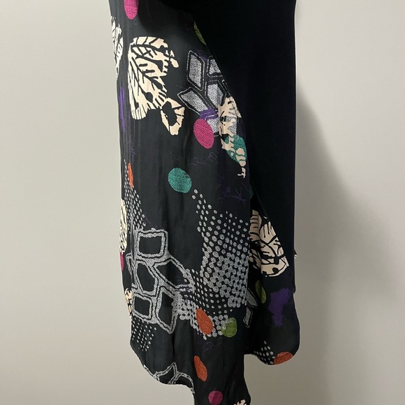 Desigual Sadie Ling Sleeve Tee Asymmetrical Hemline - Picture 6 of 10